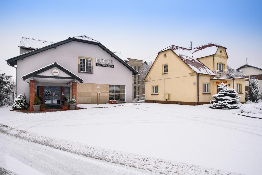 Hotel Nowy Dwor トシェブニツァ エクステリア 写真