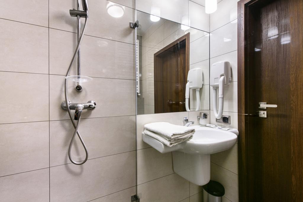 Hotel Nowy Dwor トシェブニツァ エクステリア 写真